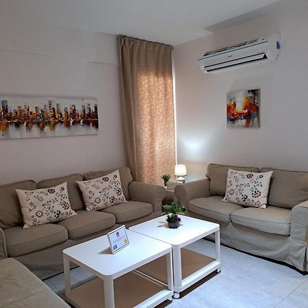 Albert'S Apartment St Lazarus 402 B - First Floor Larnaca Bagian luar foto