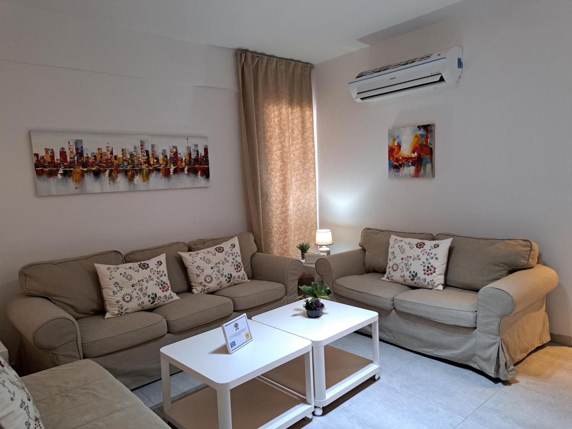 Albert'S Apartment St Lazarus 402 B - First Floor Larnaca Bagian luar foto