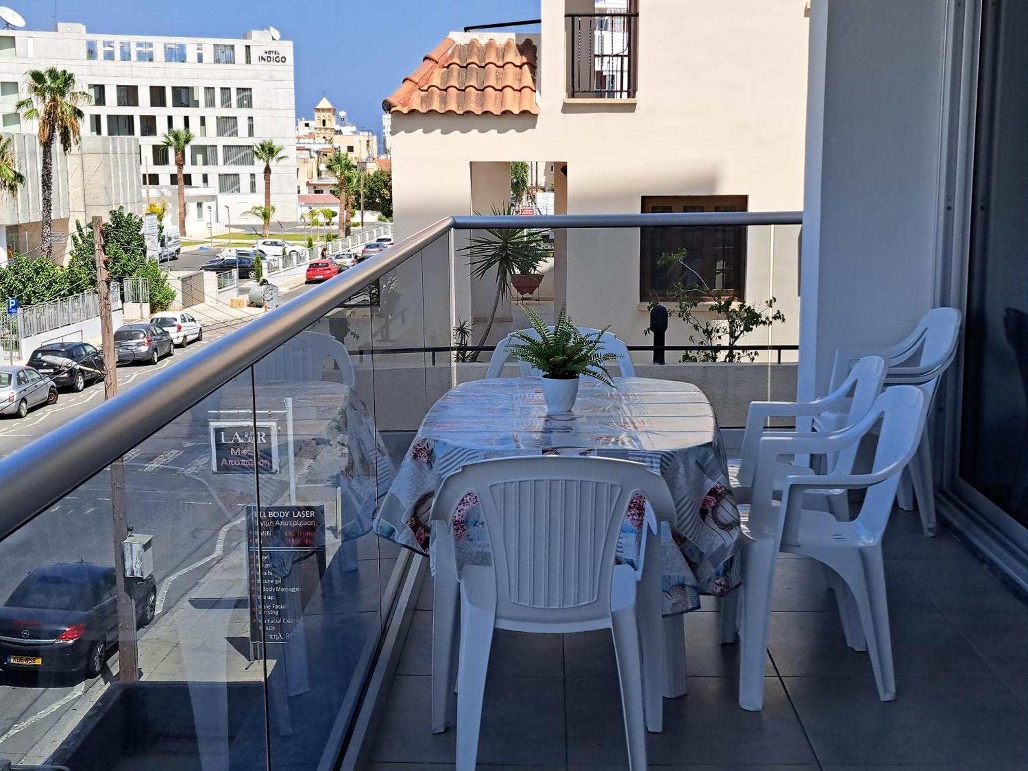 Albert'S Apartment St Lazarus 402 B - First Floor Larnaca Bagian luar foto